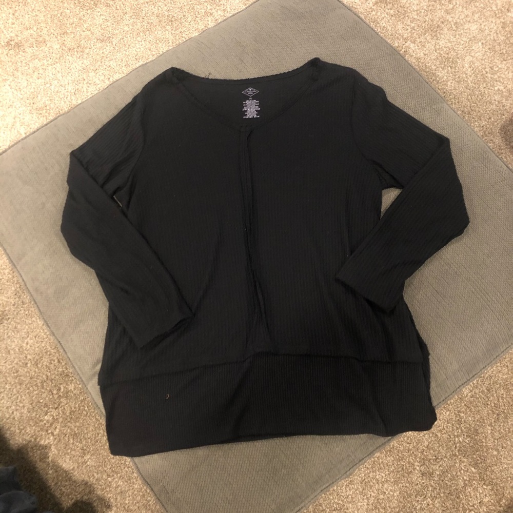 Black Oversized Thermal/Waffle shirt sz. XL